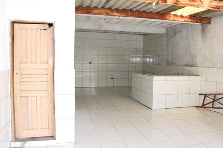 Casa para alugar com 50m², 2 quartos e 1 vagaÁrea de serviço