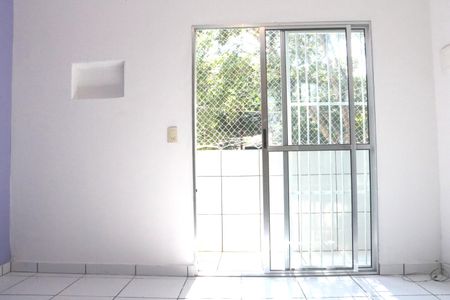 Casa para alugar com 50m², 2 quartos e 1 vagaSuíte 