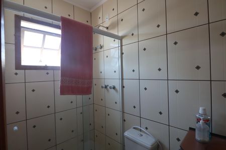 Casa à venda com 246m², 3 quartos e 2 vagasBanheiro da Suíte 3