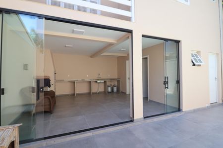 Casa à venda com 246m², 3 quartos e 2 vagasChurrasqueira/Lavanderia