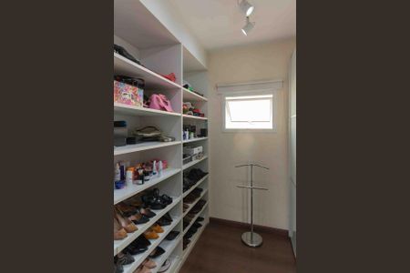 Casa de condomínio à venda com 307m², 3 quartos e 4 vagasFoto 01