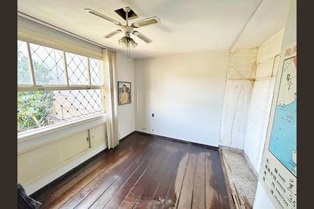 Casa à venda com 450m², 6 quartos e 4 vagas