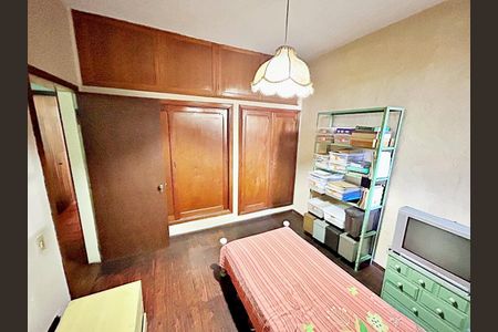 Casa à venda com 450m², 6 quartos e 4 vagas