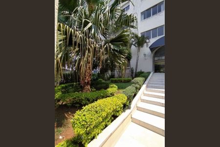 Apartamento à venda com 98m², 2 quartos e 1 vaga