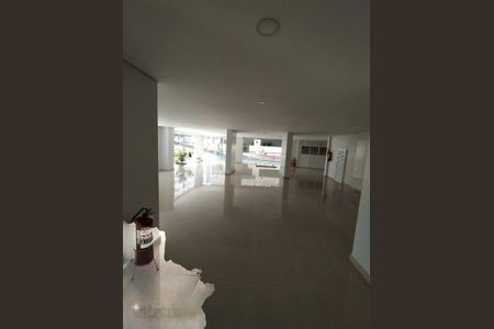 Apartamento à venda com 98m², 2 quartos e 1 vaga