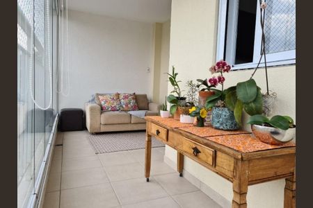 Apartamento à venda com 63m², 2 quartos e 1 vaga