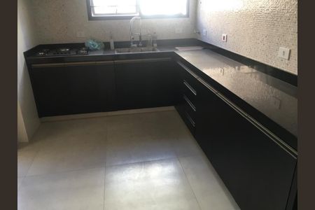 Apartamento à venda com 120m², 3 quartos e sem vaga