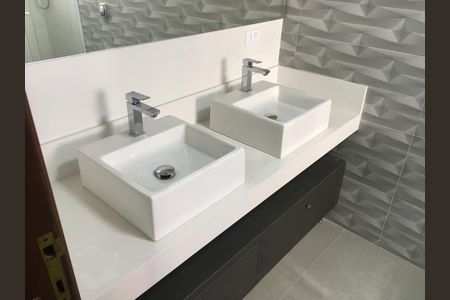 Apartamento à venda com 120m², 3 quartos e sem vaga