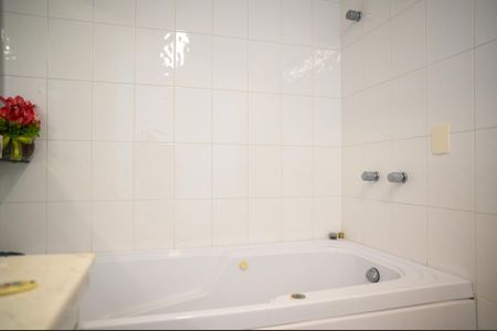 Apartamento à venda com 156m², 3 quartos e 3 vagasBanheiro da Suíte 3