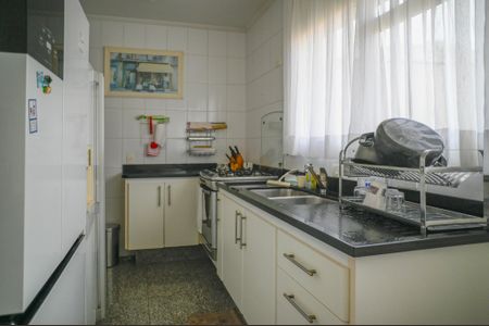 Apartamento à venda com 156m², 3 quartos e 3 vagasCozinha