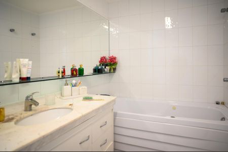 Apartamento à venda com 156m², 3 quartos e 3 vagasBanheiro da Suíte 3