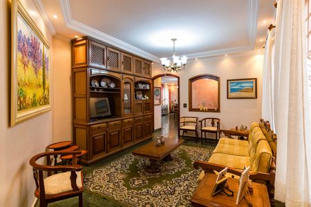 Casa à venda com 478m², 5 quartos e 10 vagasSala