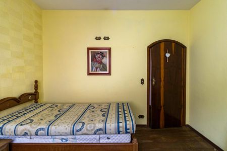 Casa à venda com 478m², 5 quartos e 10 vagasQuarto 2