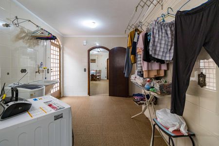 Casa à venda com 478m², 5 quartos e 10 vagasÁrea de Serviço