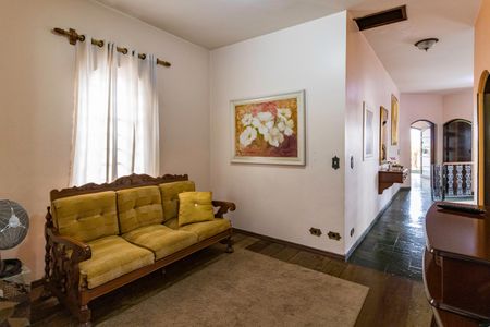 Casa à venda com 478m², 5 quartos e 10 vagasSala 2