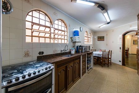 Casa à venda com 478m², 5 quartos e 10 vagasCozinha