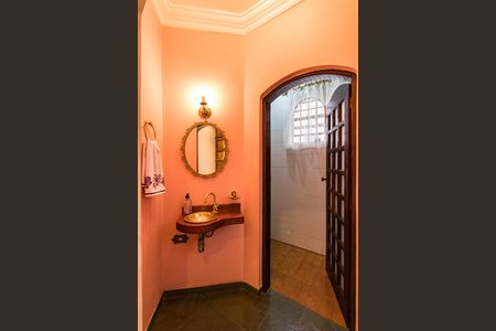 Casa à venda com 478m², 5 quartos e 10 vagasLavabo