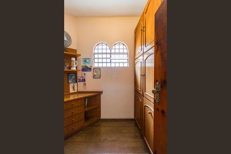 Casa à venda com 478m², 5 quartos e 10 vagasEscritório