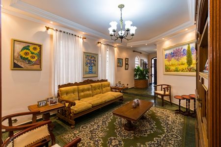 Casa à venda com 478m², 5 quartos e 10 vagasSala