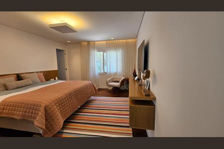 Casa à venda com 419m², 3 quartos e 6 vagas