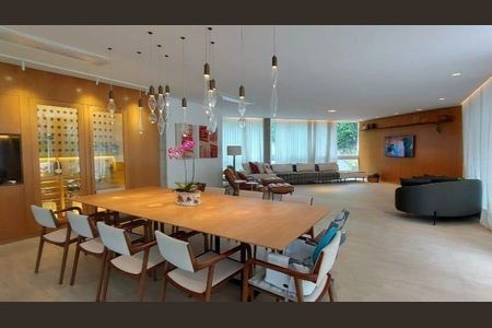 Casa à venda com 419m², 3 quartos e 6 vagas