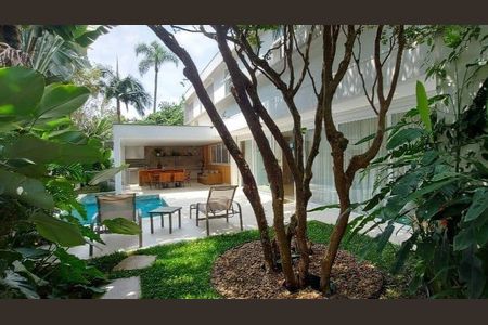 Casa à venda com 419m², 3 quartos e 6 vagas