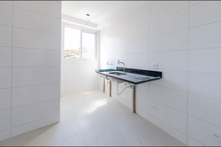 Apartamento à venda com 55m², 2 quartos e 2 vagas Apartamento à venda com 55m², 2 quartos e 2 vagasCozinha