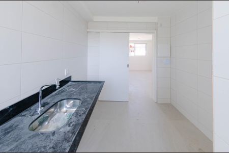 Apartamento à venda com 55m², 2 quartos e 2 vagas Apartamento à venda com 55m², 2 quartos e 2 vagasCozinha