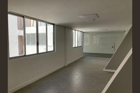 Apartamento à venda com 41m², 1 quarto e sem vaga