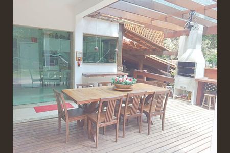 Casa à venda com 450m², 5 quartos e 10 vagas