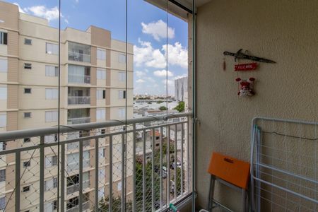 Apartamento à venda com 54m², 2 quartos e 1 vaga Apartamento à venda com 54m², 2 quartos e 1 vagaVaranda