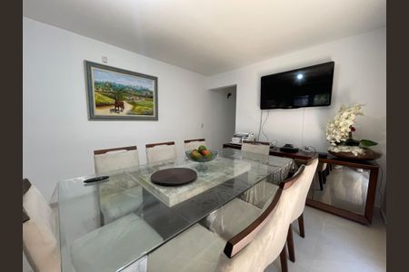 Casa à venda com 200m², 5 quartos e 2 vagasSala de Jantar