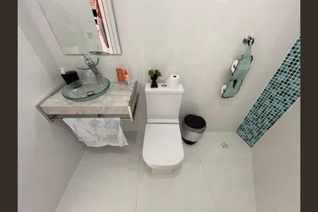 Casa à venda com 200m², 5 quartos e 2 vagasBanheiro Social 2
