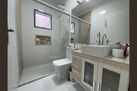 Casa à venda com 200m², 5 quartos e 2 vagasBanheiro Social