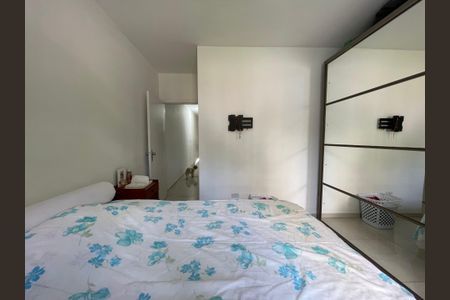 Casa à venda com 200m², 5 quartos e 2 vagasQuarto 3
