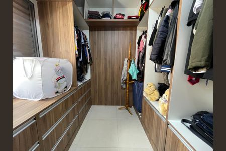 Casa à venda com 200m², 5 quartos e 2 vagasCloset dos quartos