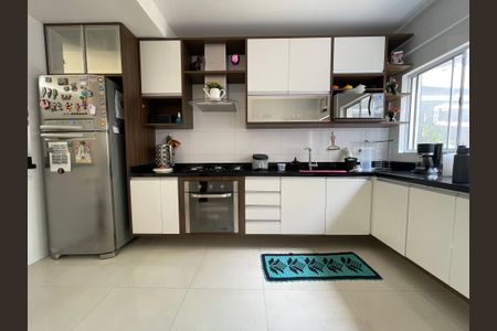 Casa à venda com 200m², 5 quartos e 2 vagasCozinha