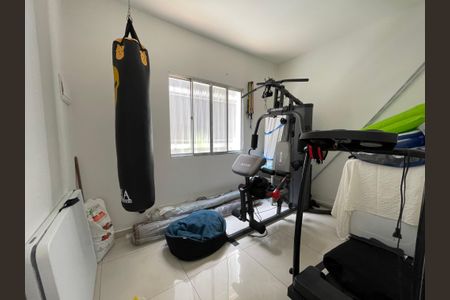 Casa à venda com 200m², 5 quartos e 2 vagasQuarto 4