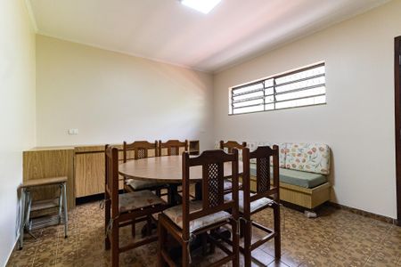 Casa para alugar com 600m², 4 quartos e 5 vagas Casa para alugar com 600m², 4 quartos e 5 vagasCozinha/Copa