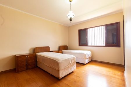 Casa para alugar com 600m², 4 quartos e 5 vagas Casa para alugar com 600m², 4 quartos e 5 vagasSuíte 2