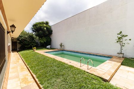 Casa para alugar com 600m², 4 quartos e 5 vagas Casa para alugar com 600m², 4 quartos e 5 vagasPiscina