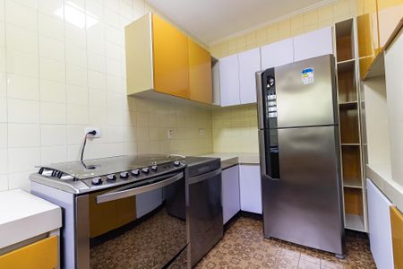 Casa para alugar com 600m², 4 quartos e 5 vagas Casa para alugar com 600m², 4 quartos e 5 vagasCozinha