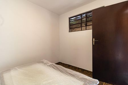 Casa para alugar com 600m², 4 quartos e 5 vagas Casa para alugar com 600m², 4 quartos e 5 vagasÁrea da Piscina - Sala de Desuso