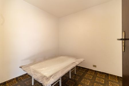 Casa para alugar com 600m², 4 quartos e 5 vagas Casa para alugar com 600m², 4 quartos e 5 vagasÁrea da Piscina - Sala de Desuso