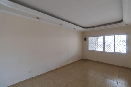Casa à venda com 142m², 3 quartos e 2 vagasSala