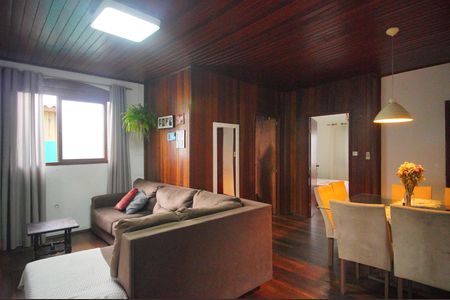 Casa à venda com 150m², 3 quartos e 1 vagaSala