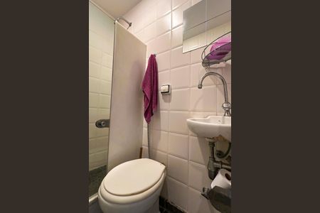 Apartamento à venda com 152m², 3 quartos e 2 vagasBanheiro de serviço