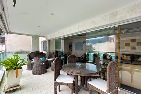 Apartamento à venda com 152m², 3 quartos e 2 vagasSala