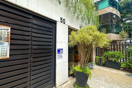 Apartamento à venda com 152m², 3 quartos e 2 vagasPlaquinha