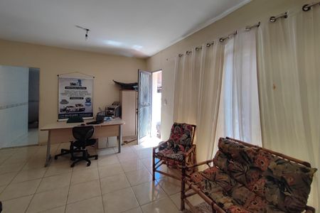 Casa à venda com 450m², 3 quartos e 10 vagasSala de Estar